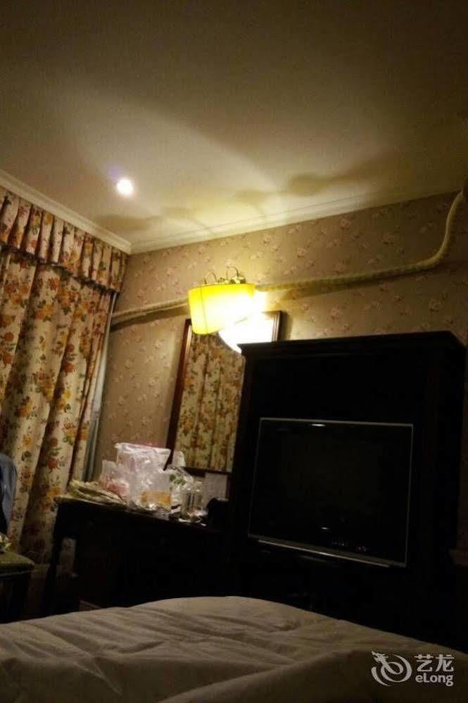 Oak Hotel - Chongqing Yingxiang Branch Чунцин Экстерьер фото