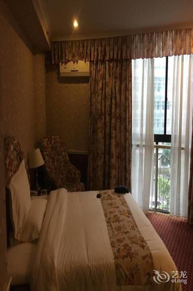 Oak Hotel - Chongqing Yingxiang Branch Чунцин Экстерьер фото